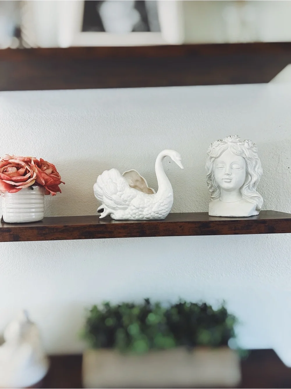 Vintage Fitz and Floyd white swan planter cachepot ceramic centerpiece 1980